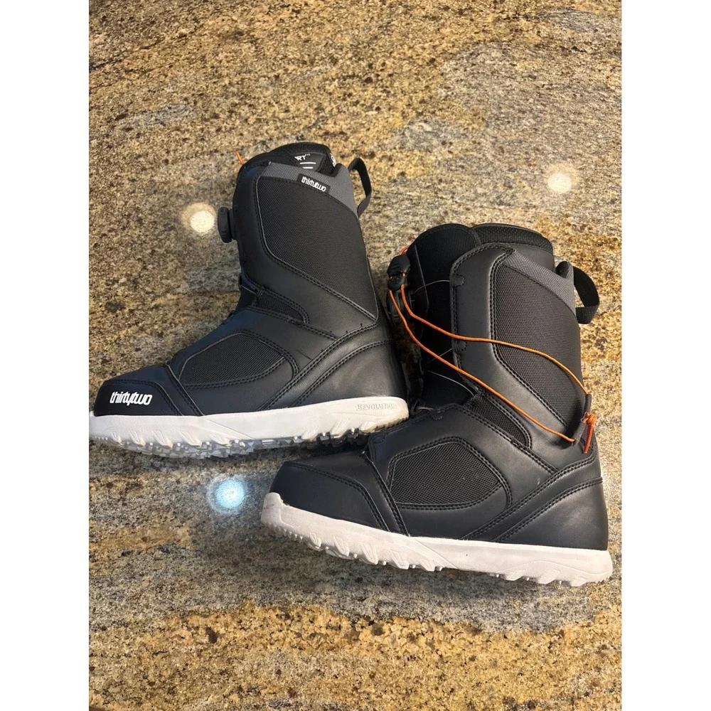 ThirtyTwo STW Boa Snowboard Boots Mens 7.5 Black‎ White Intuition Liners 2018